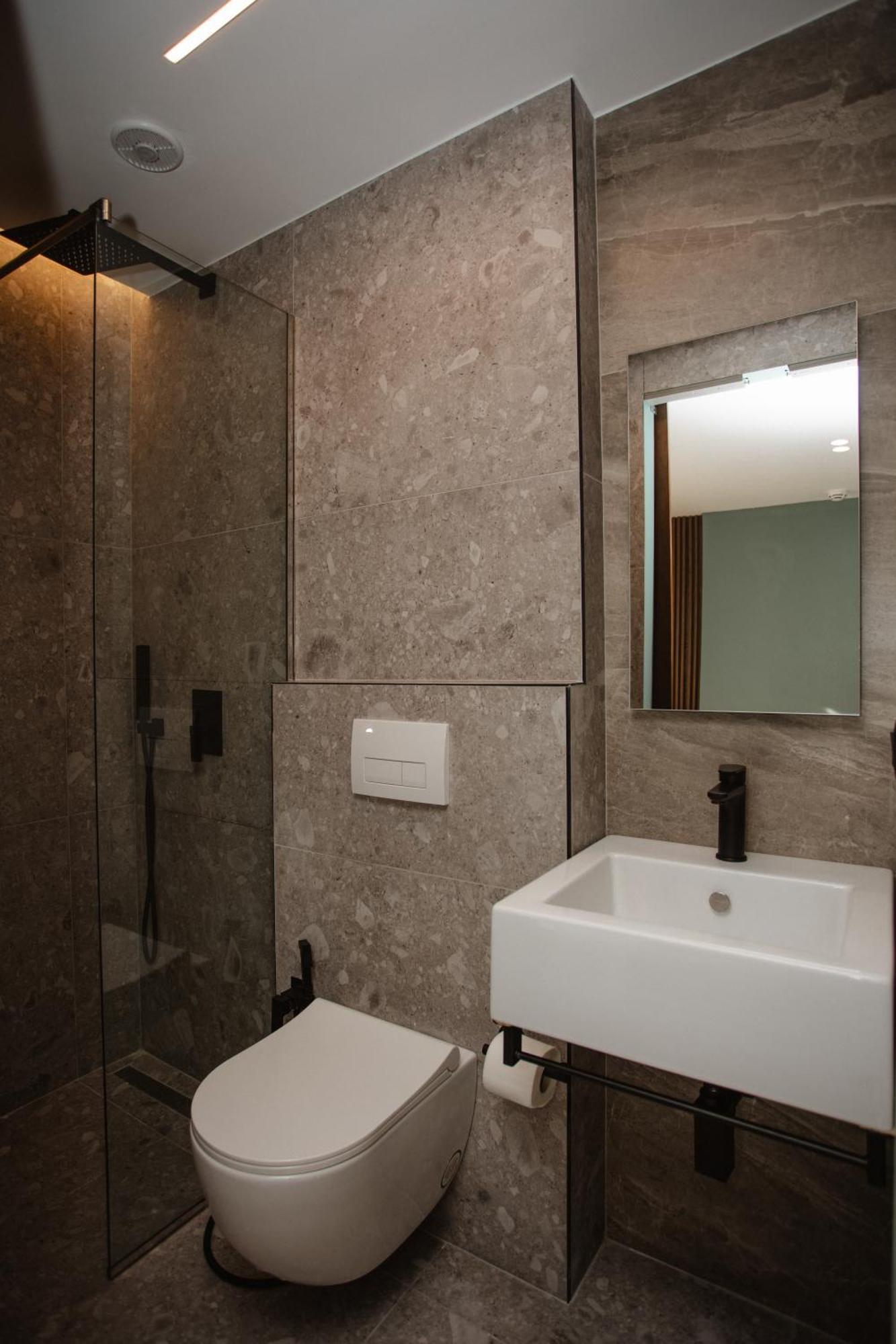 Hotel Flaer Шкодер Екстер'єр фото
